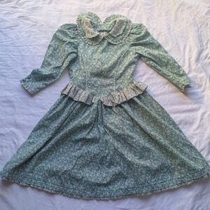 Vintage 70s Prairie Dress/Cottagecore/Handmade GunneSaxStyle/Revival 25 In Waist